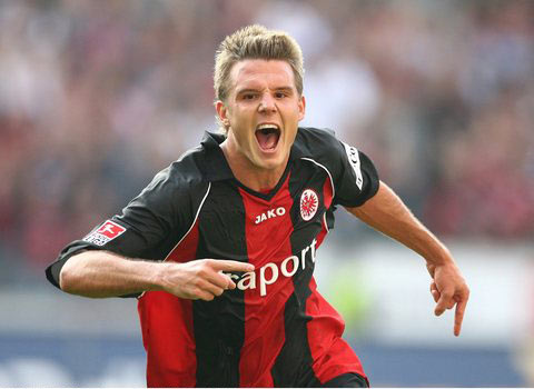 到禁区内的 到禁区内的